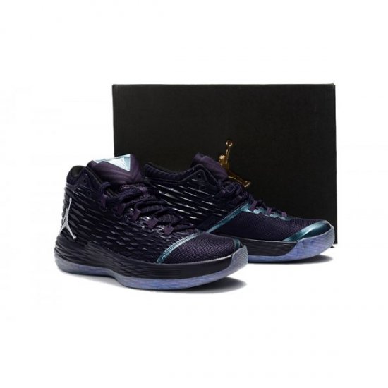 Nike Jordan Melo M13 